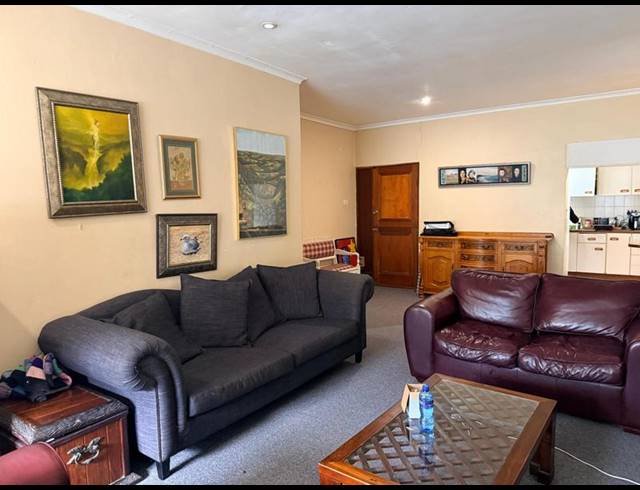 3 BEDROOM HOUSE FOR SALE IN BOSTON